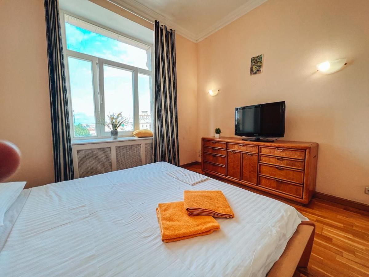 Apartments Rentals Ukraine On Kreshchatik Kiev Ngoại thất bức ảnh