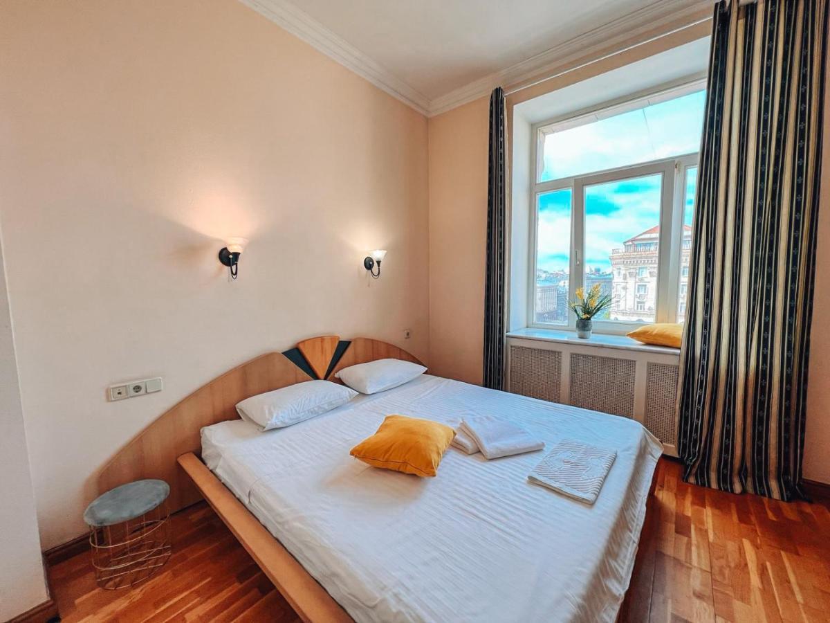 Apartments Rentals Ukraine On Kreshchatik Kiev Ngoại thất bức ảnh