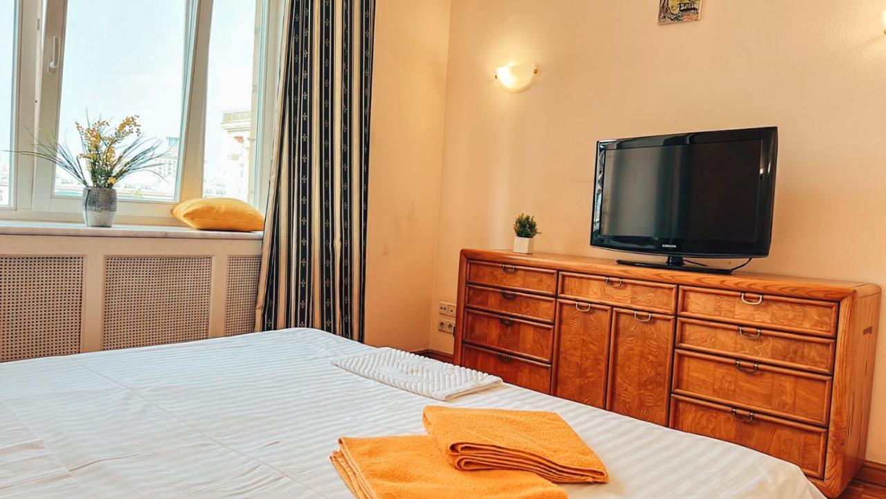 Apartments Rentals Ukraine On Kreshchatik Kiev Ngoại thất bức ảnh