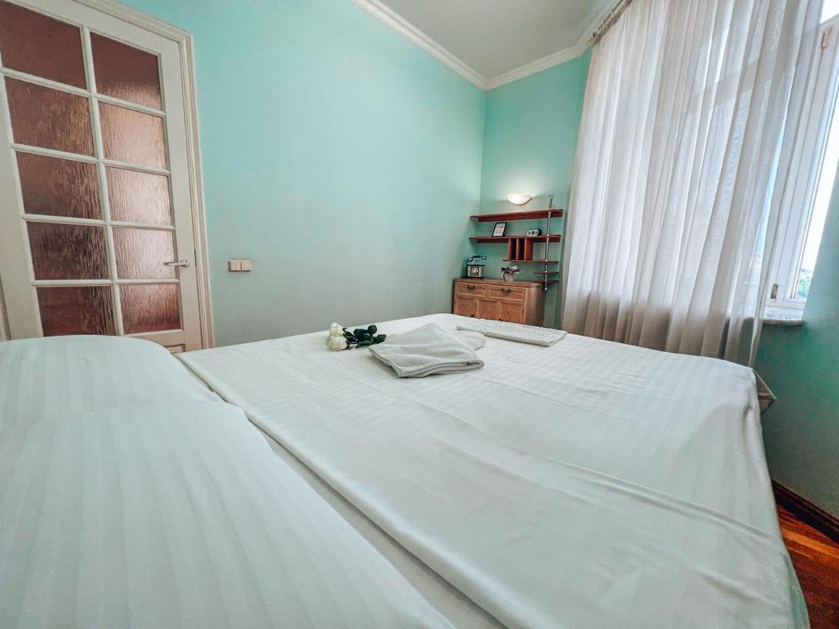 Apartments Rentals Ukraine On Kreshchatik Kiev Ngoại thất bức ảnh